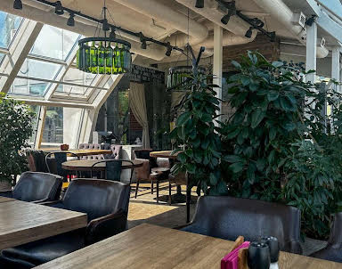 День рождения в Хлеб и Вино на Вернадского