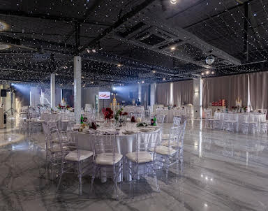  ресторан Двин Холл