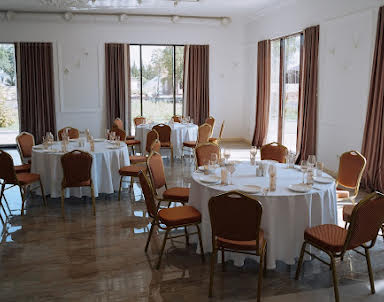  ресторан Своя Среда