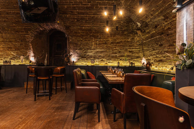 Барный зал в «Butin» фотография №2