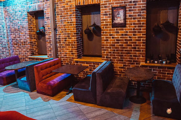 Основной зал в «IZI» фотография №10