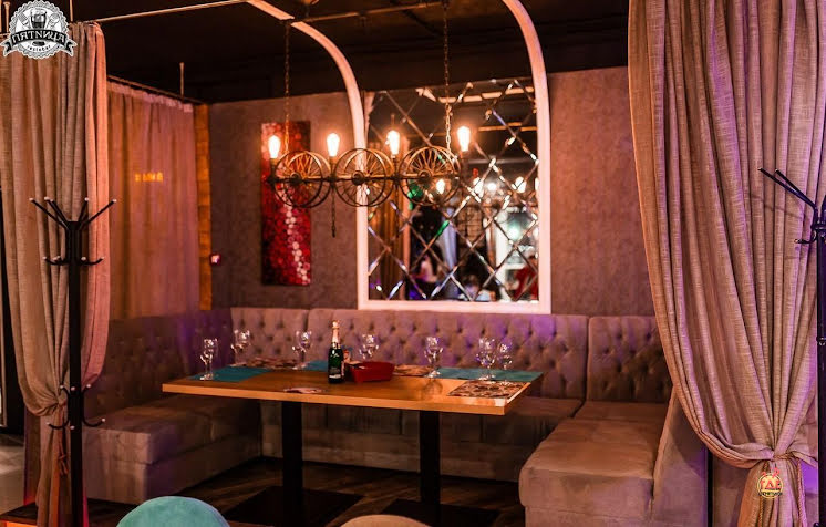 Основной зал в «Артист» фотография №18