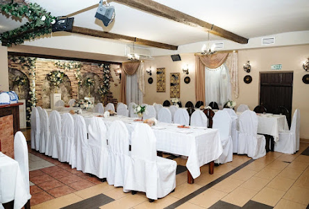 Большой зал  в Малый зал