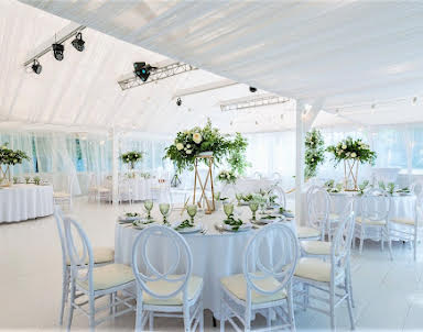 Новый год в Мореман