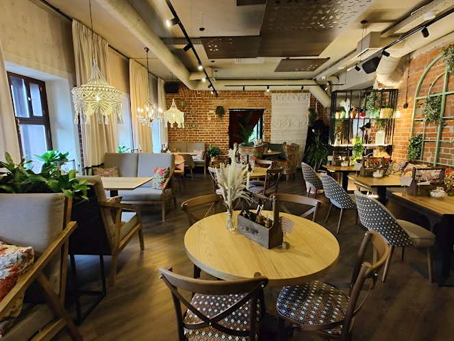 Первый зал в «Хачапури Марико на Пушкина» фотография №4