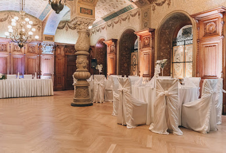 Трапезная в С видом на Неву