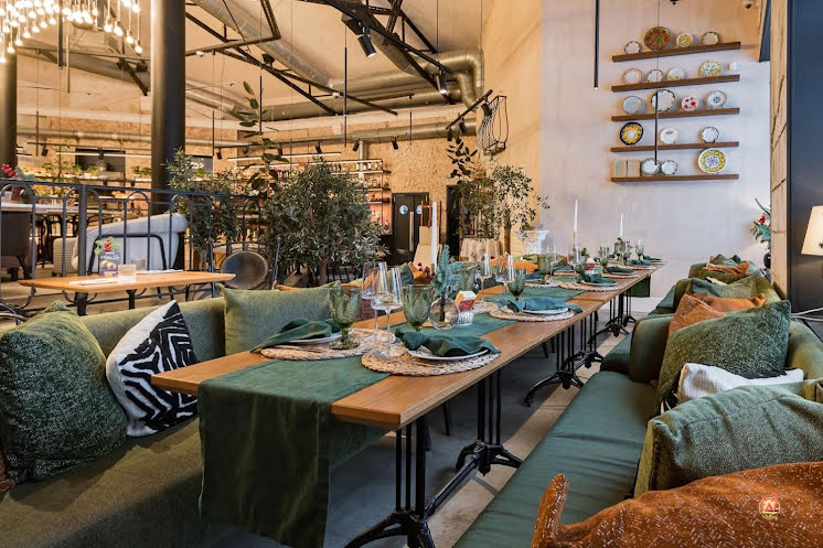 Основной зал  в «BONA Петергоф» фотография №3