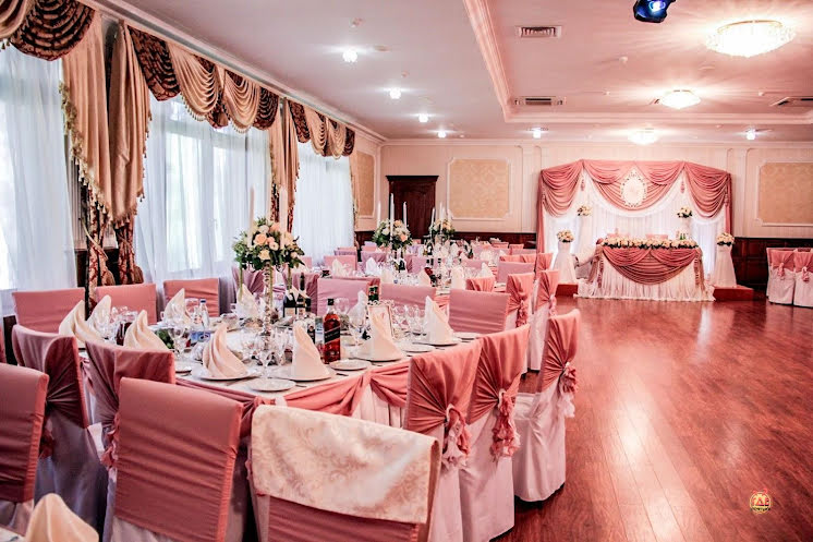 Большой  зал в «Берендей» фотография №2