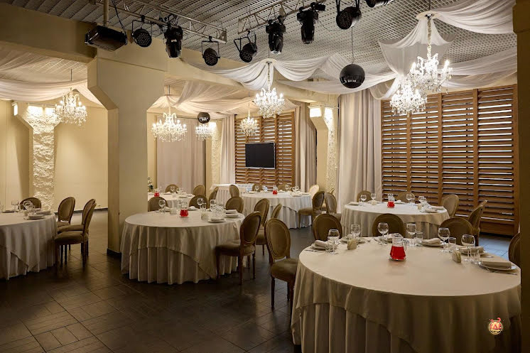 Банкетный зал «Каре» в «Кин-дза-дза» фотография №6