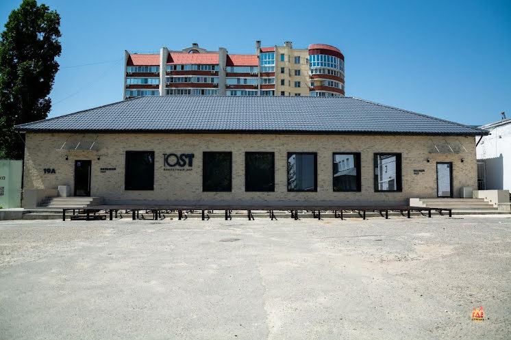 Большой зал  в «TOST» фотография №11