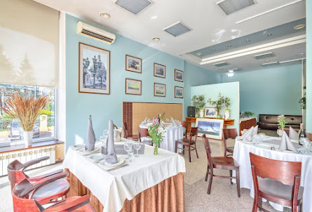 Зал Малый в Зал Малый