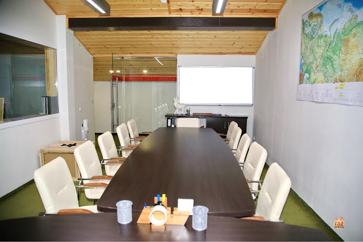 Конференц-зал на 20 человек в «DOLPHIN PLANET» фотография №1