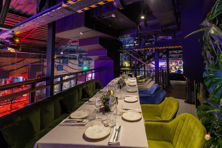 2 этаж, вип зона №2  в «Bla Bla Bar» фотография №5