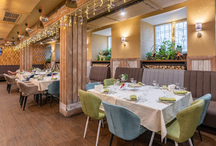 Зал «Рассольников» в Домашняя комната