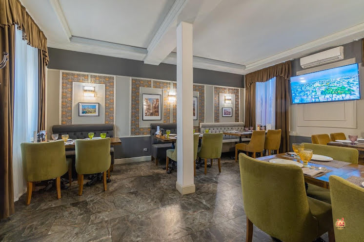 Основной зал в «Галата на Лиговском» фотография №1