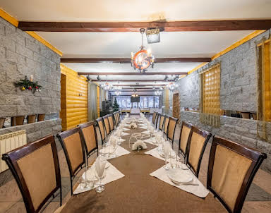  ресторан Аш Хауз