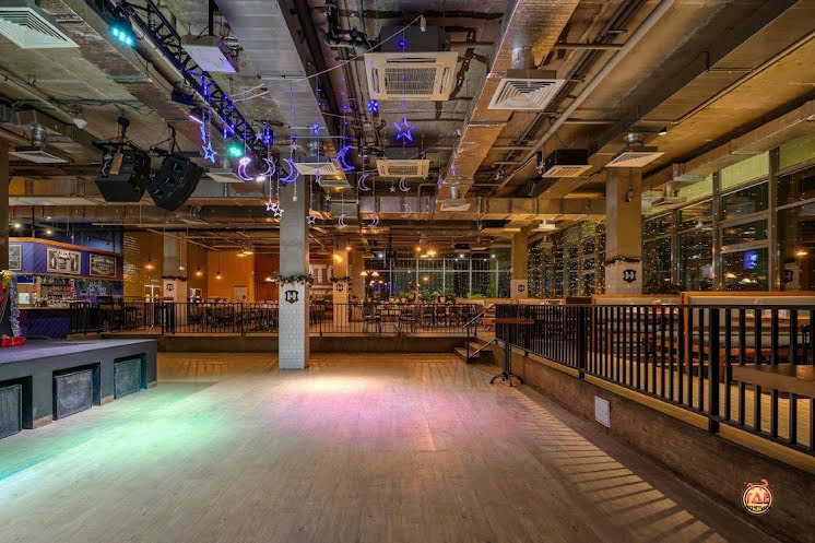 Основной зал в «BUTCH&DUTCH» фотография №4