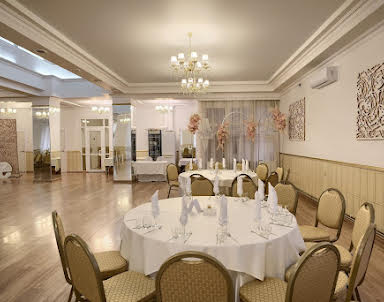  ресторан Свадьба LOVE на Салавата Юлаева