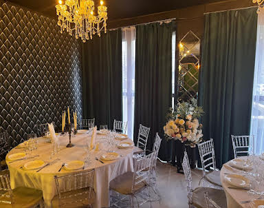  ресторан Люстра