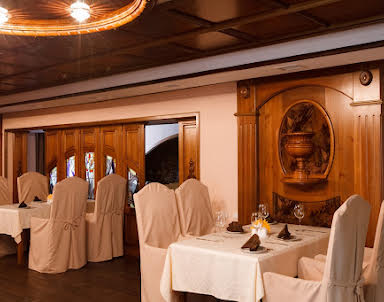  ресторан Загородная база отдыха «Журавель»