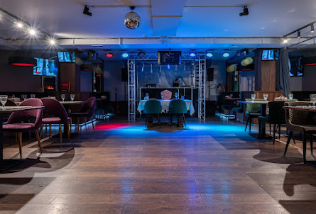 Караоке  в Малый зал 