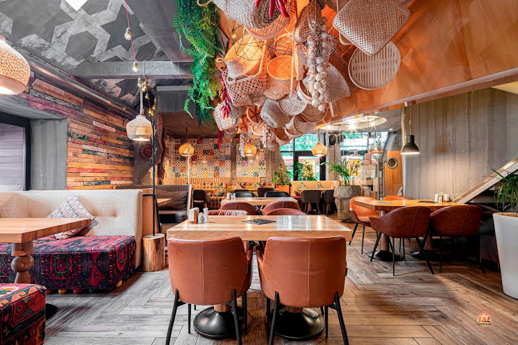 Зал на первом этаже в «Чайхона №1 Тушино» фотография №2