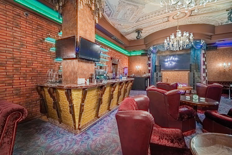 Караоке-бар «Кураж» в «Гранд Отель «Видгоф»» фотография №9