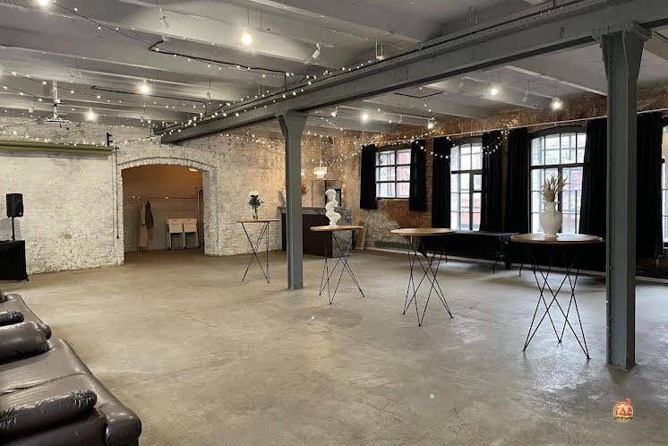 Основной зал  в «SoldOut» фотография №3