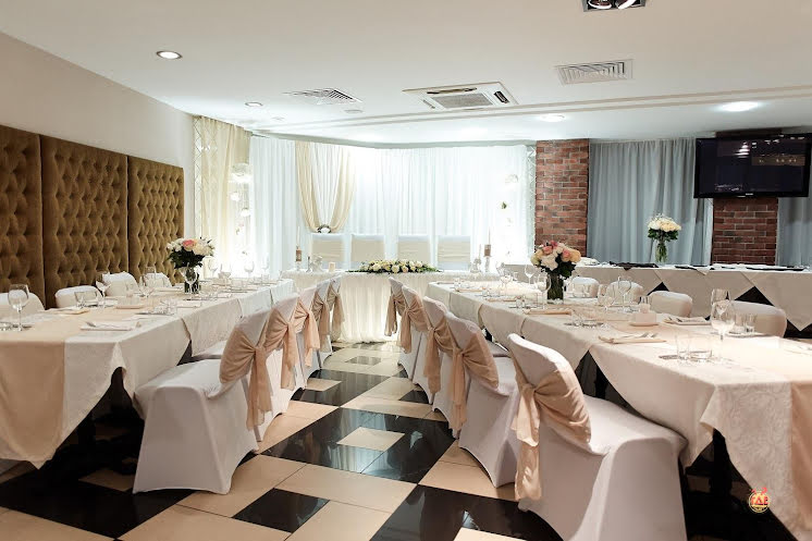 Ресторан Plaza в «Бенефит Плаза» фотография №4