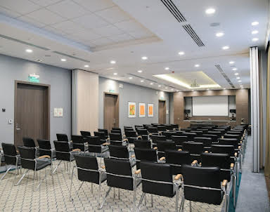  ресторан DoubleTree by Hilton Tyumen