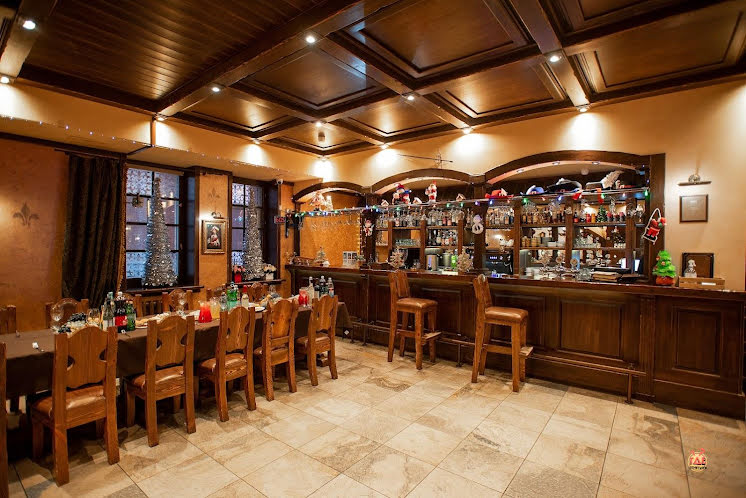 Основной зал  в «Портос» фотография №3