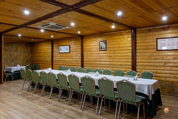 Деревянный зал в «Никольское» фотография №11