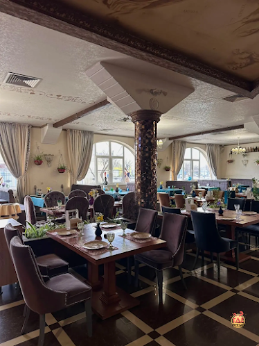 Основной зал ресторана в «Старый Колодец» фотография №9