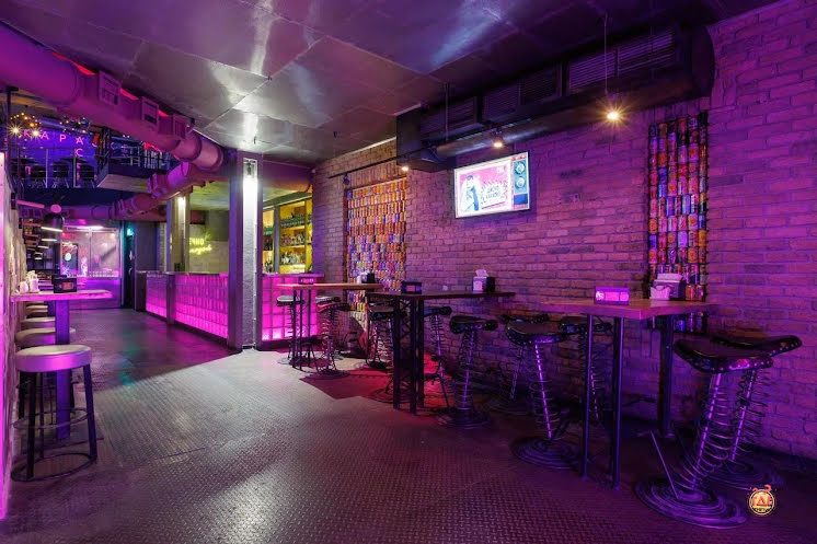 Основной зал в «Руки ВВерх!» фотография №19