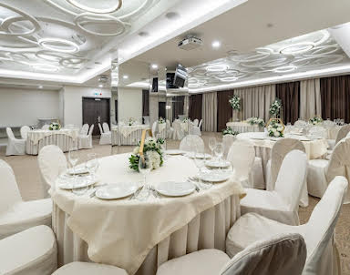  ресторан Рамада