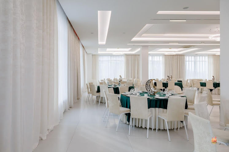 Зал "Большой премиум" в «Эмиз» фотография №11