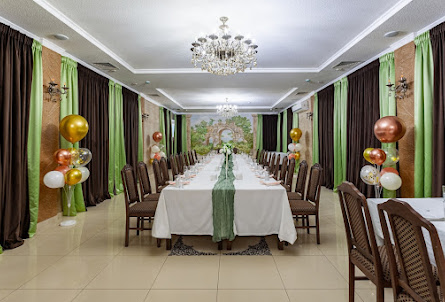 Банкетный зал  в Кафе 