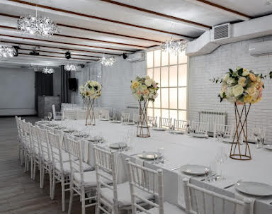  ресторан Банхоф на Мира