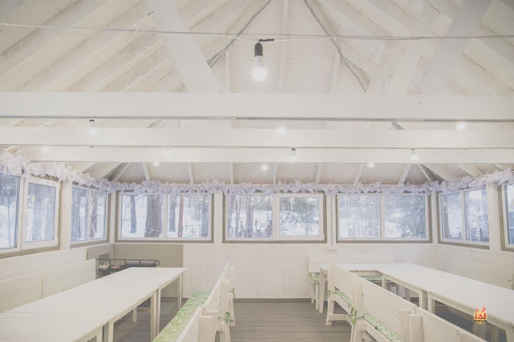 Веранда Festive  в «Лесная галактика» фотография №5