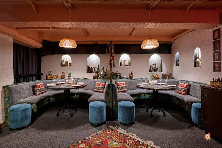 Зал «Балкон» в «Барев» фотография №2