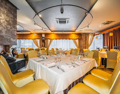 Корпоратив в Пале Рояль