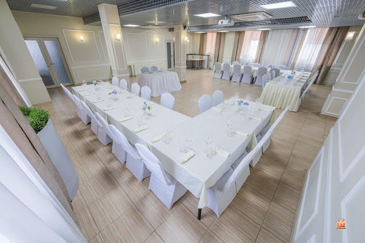 Зал на 70 человек в «Tessa&Bigly» фотография №5