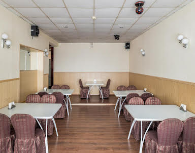  ресторан В кругу друзей