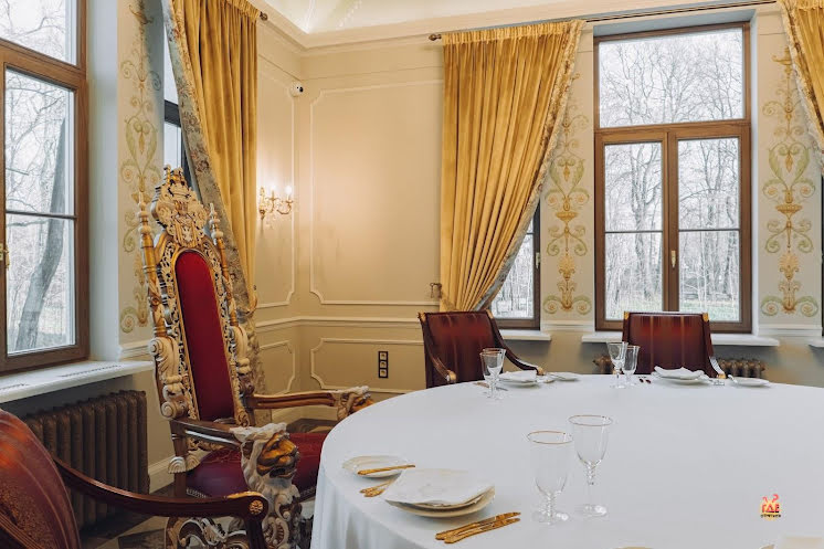 Зал "Тронный" в «Вилла Принца Ольденбургского» фотография №14