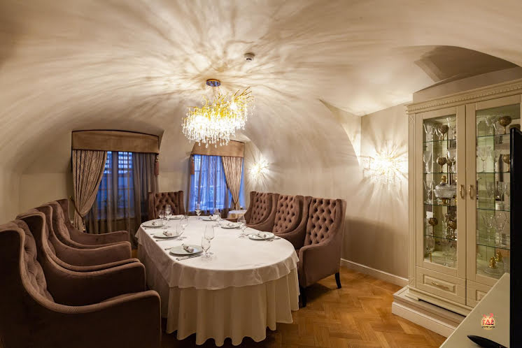 Зал «Шампань» в «Гусятникоff» фотография №1