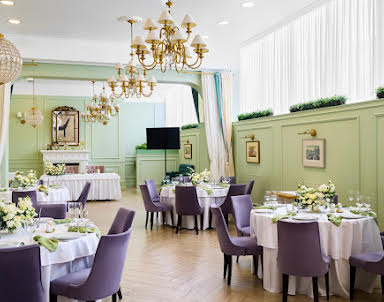  ресторан Hilton Garden Inn Kaluga