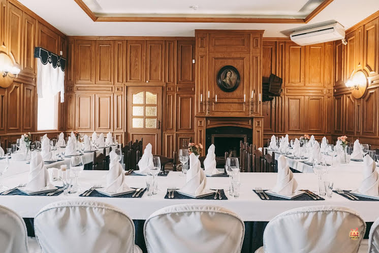 Каминный зал в «Алекс Хаус» фотография №7