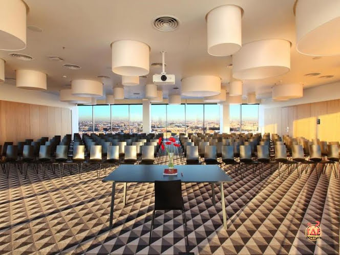 Зал «Берлин» в «AZIMUT Сити Отель» фотография №18