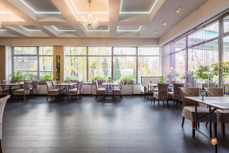 Малый зал в «Времена года в Парке Горького» фотография №11