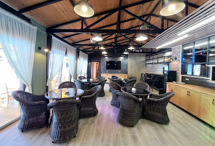 Кафе-бар «Империал» в Банкетный комплекс 